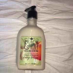Bath and Body Works Peach and Honey Almond Lotion